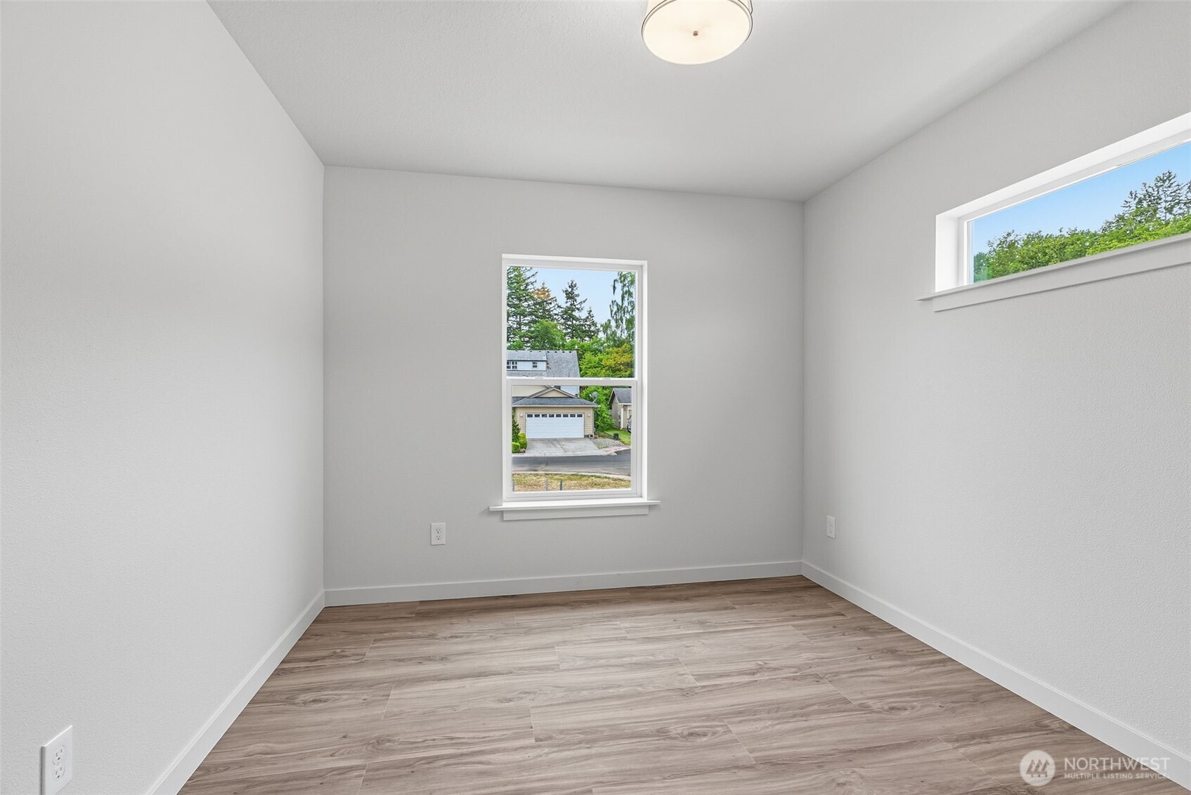 210 Glengate Street Cathlamet WA 98612
