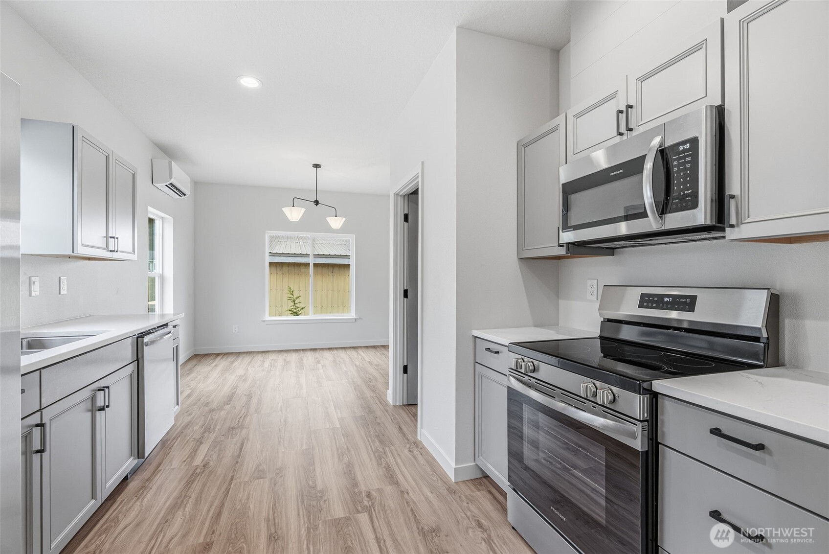 210 Glengate Street Cathlamet WA 98612