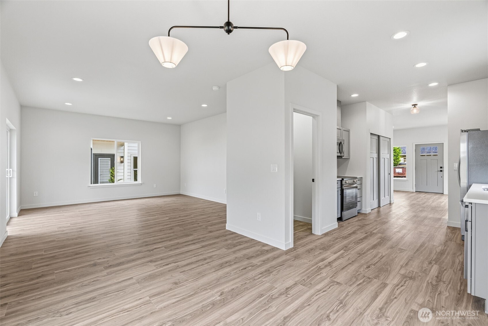 210 Glengate Street Cathlamet WA 98612