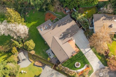 12211 SE 63rd Place Bellevue WA 98006