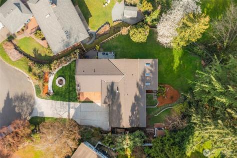 12211 SE 63rd Place Bellevue WA 98006