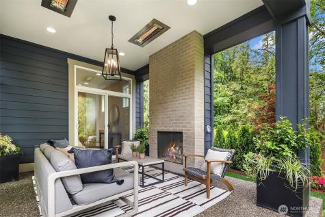 1555 158th Court SE Bellevue WA 98008
