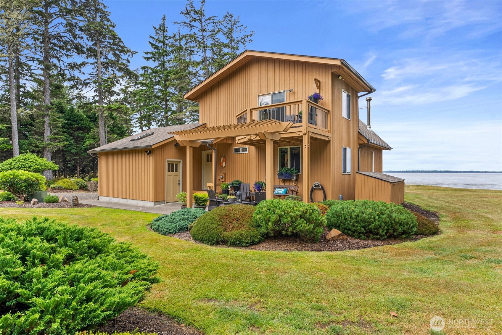 441 Bay Center Road Bay Center WA 98586