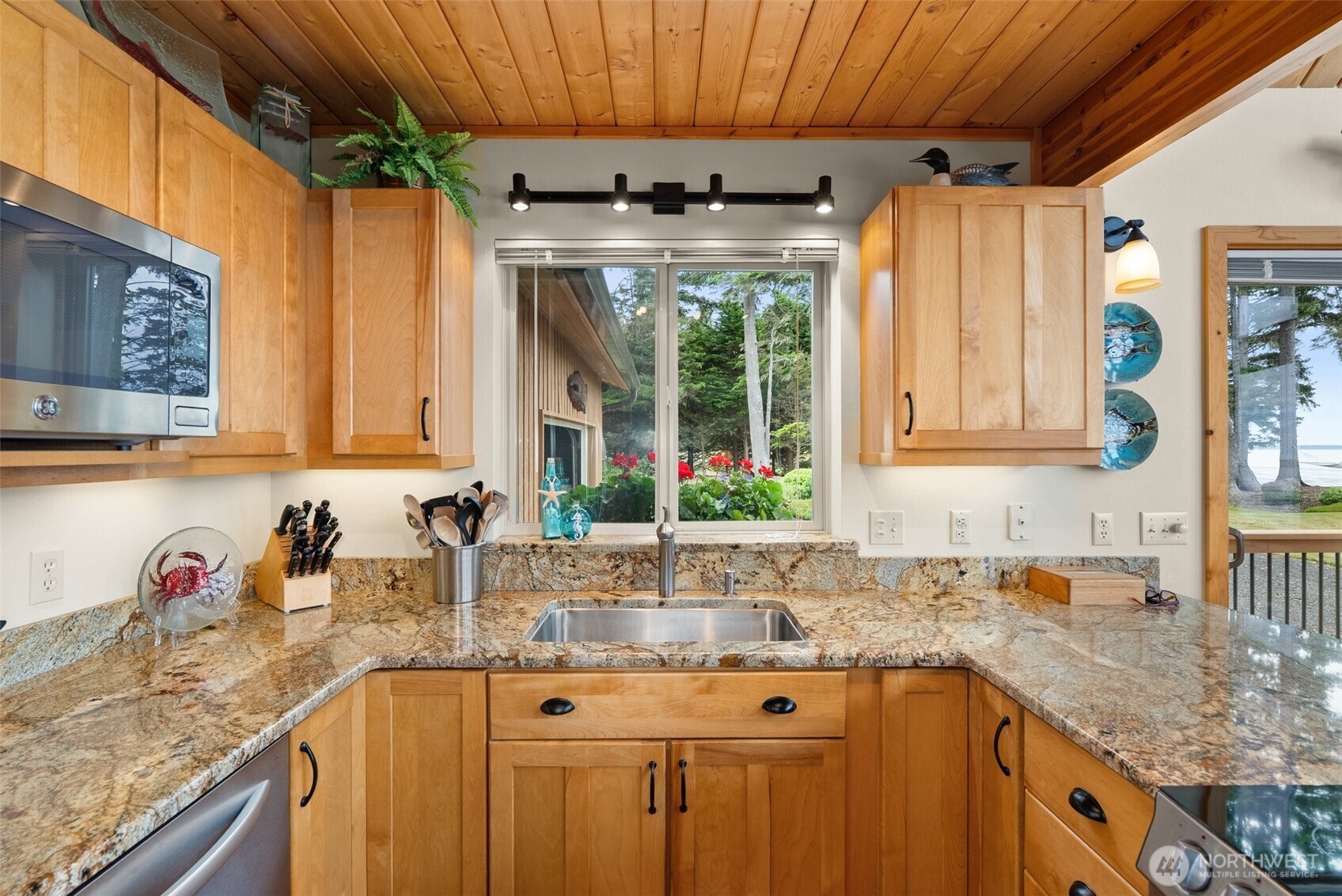441 Bay Center Road Bay Center WA 98586