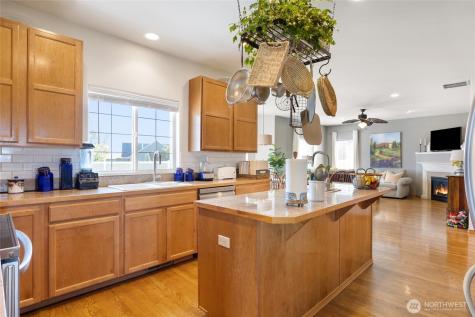 10088 5.6 NE Moses Lake WA 98837