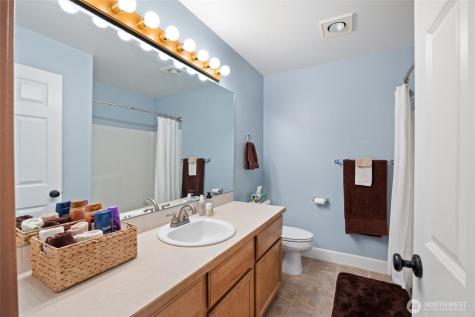 10088 5.6 NE Moses Lake WA 98837
