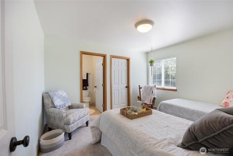 10088 5.6 NE Moses Lake WA 98837