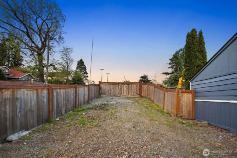 5002 S Trafton Street Tacoma WA 98409