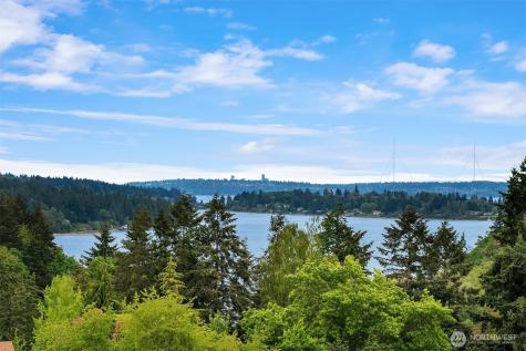 9600 SW 268th Street Vashon WA 98070
