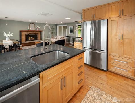 9600 SW 268th Street Vashon WA 98070