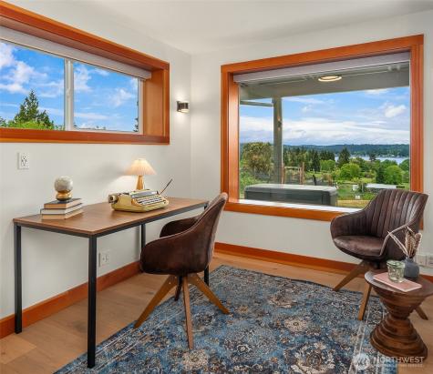 9600 SW 268th Street Vashon WA 98070