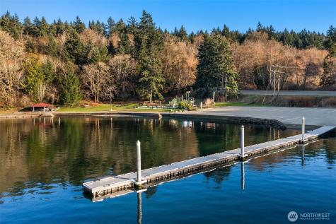 9600 SW 268th Street Vashon WA 98070