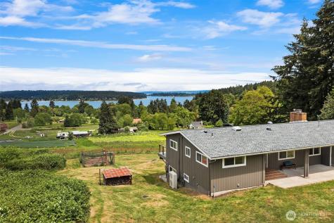 9600 SW 268th Street Vashon WA 98070