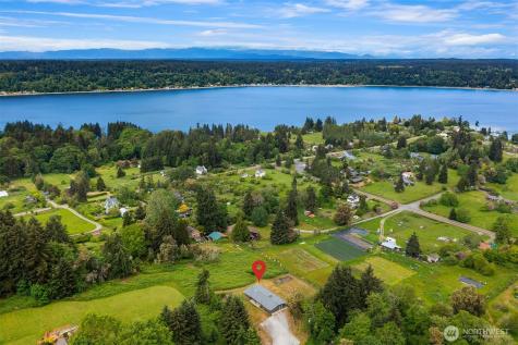 9600 SW 268th Street Vashon WA 98070