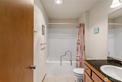 329 Cockle Street SW Ocean Shores WA 98569