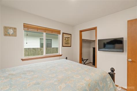 329 Cockle Street SW Ocean Shores WA 98569