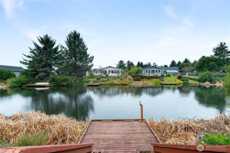 329 Cockle Street SW Ocean Shores WA 98569