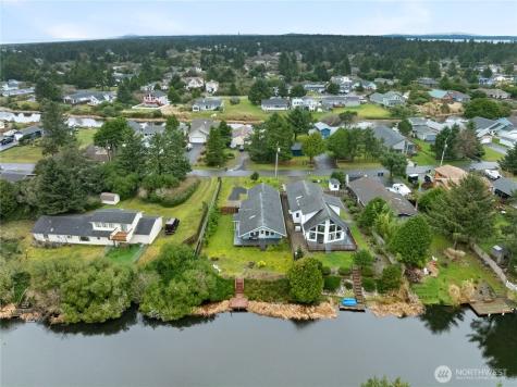 329 Cockle Street SW Ocean Shores WA 98569