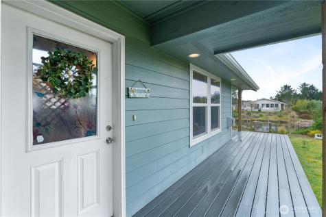 329 Cockle Street SW Ocean Shores WA 98569