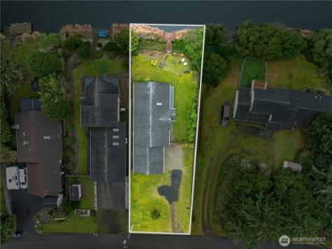 329 Cockle Street SW Ocean Shores WA 98569