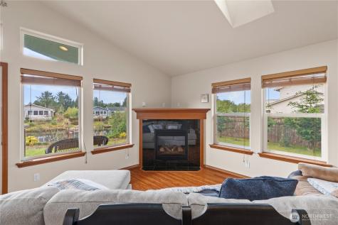 329 Cockle Street SW Ocean Shores WA 98569