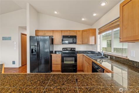 329 Cockle Street SW Ocean Shores WA 98569