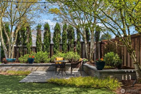 518 14th Avenue W Kirkland WA 98033