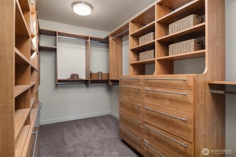 518 14th Avenue W Kirkland WA 98033