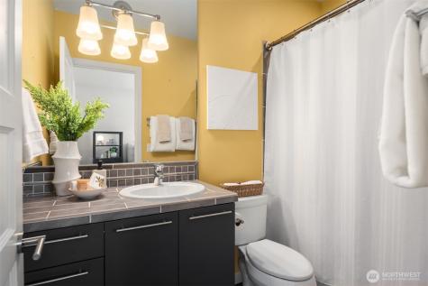 518 14th Avenue W Kirkland WA 98033