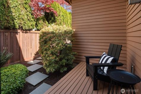 518 14th Avenue W Kirkland WA 98033