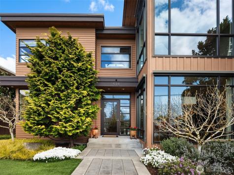 518 14th Avenue W Kirkland WA 98033