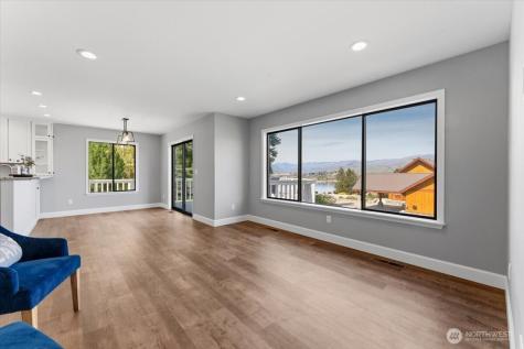 4124 Lakeview Place Chelan WA 98816