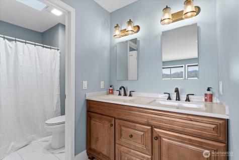 4124 Lakeview Place Chelan WA 98816