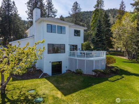 4124 Lakeview Place Chelan WA 98816
