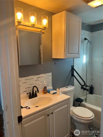 321 W Loop Drive Moses Lake WA 98837