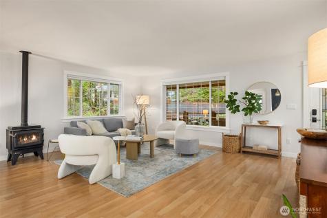 1585 NE Park View Drive Bainbridge Island WA 98110