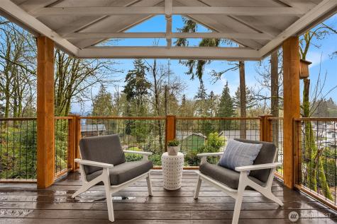 1585 NE Park View Drive Bainbridge Island WA 98110