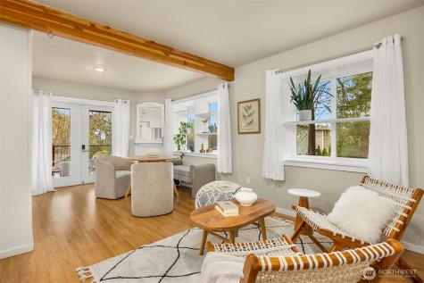 1585 NE Park View Drive Bainbridge Island WA 98110