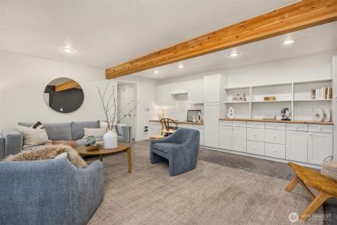 1585 NE Park View Drive Bainbridge Island WA 98110