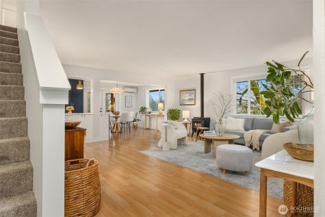 1585 NE Park View Drive Bainbridge Island WA 98110