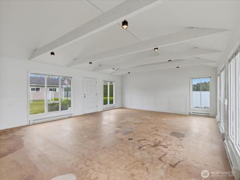1302 E Lakeshore Drive Lake Stevens WA 98258