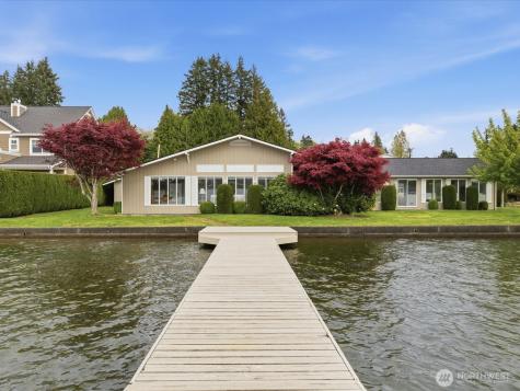 1302 E Lakeshore Drive Lake Stevens WA 98258