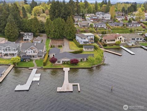 1302 E Lakeshore Drive Lake Stevens WA 98258