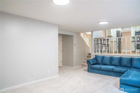 22039 NE 15th Street Sammamish WA 98074