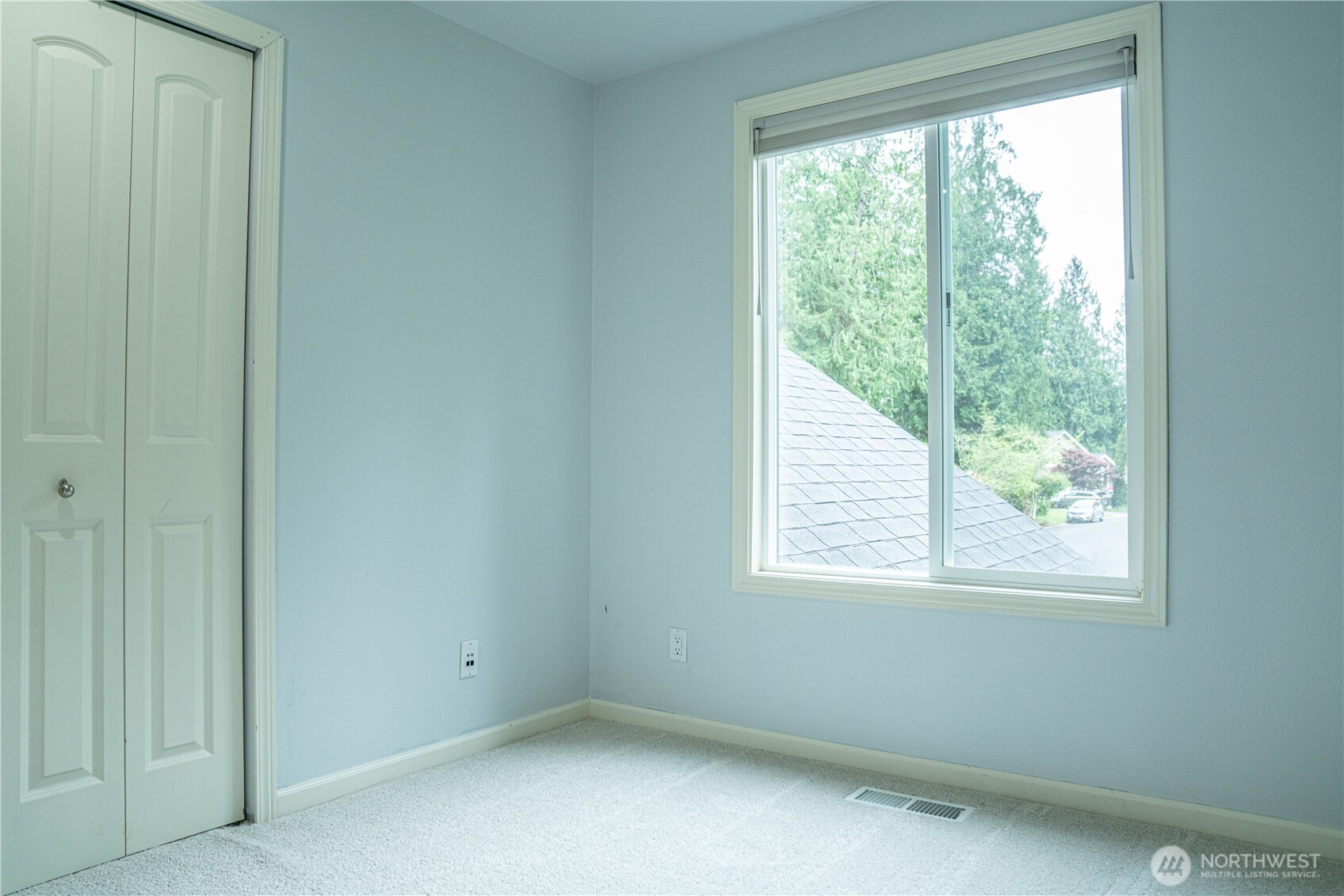 22039 NE 15th Street Sammamish WA 98074