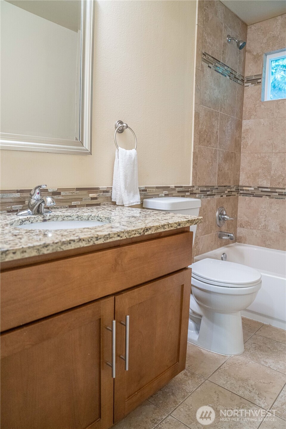 22039 NE 15th Street Sammamish WA 98074