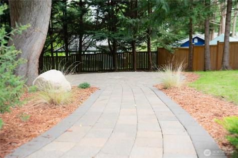 22039 NE 15th Street Sammamish WA 98074