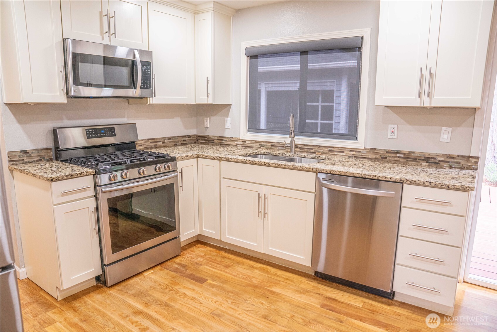 22039 NE 15th Street Sammamish WA 98074