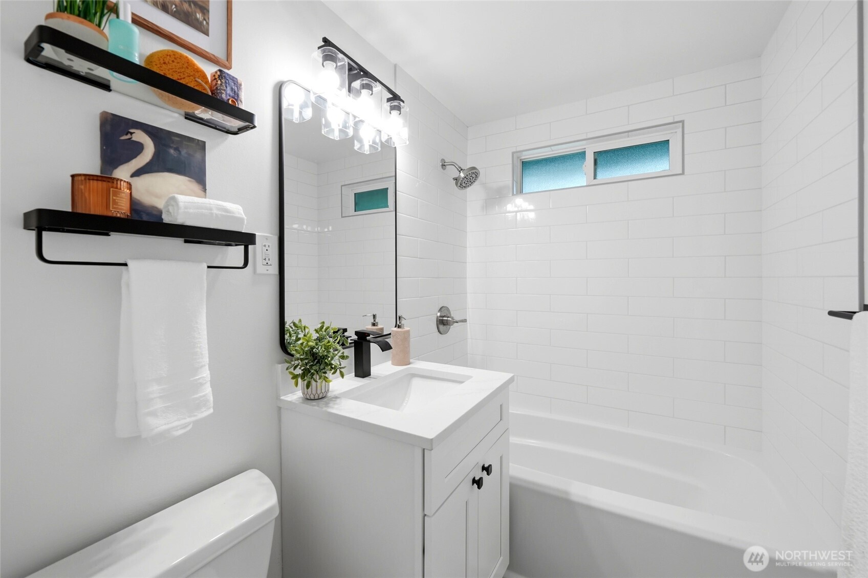 22428 91st Ave W Edmonds WA 98026
