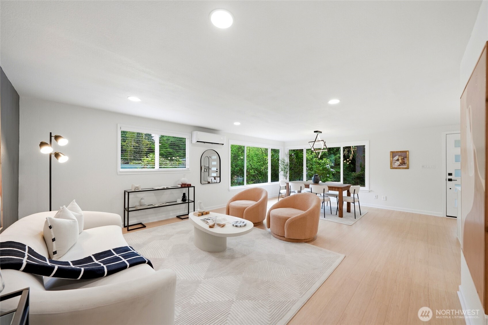 22428 91st Ave W Edmonds WA 98026